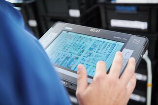 Logistische Prozesse innerhalb der eigenen Produktionsprozesse sind nicht zu unterschätzen. Die Siemens-Software Location Intelligence verbessert beides.