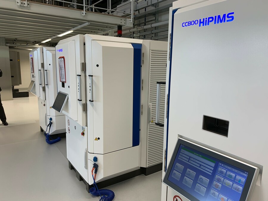 Zusammen mit den Beschichtungsexperten von Cemecon hatte Horn vor drei Jahren drei neue, hochproduktive HiPIMS-Beschichtungsanlagen installiert. 