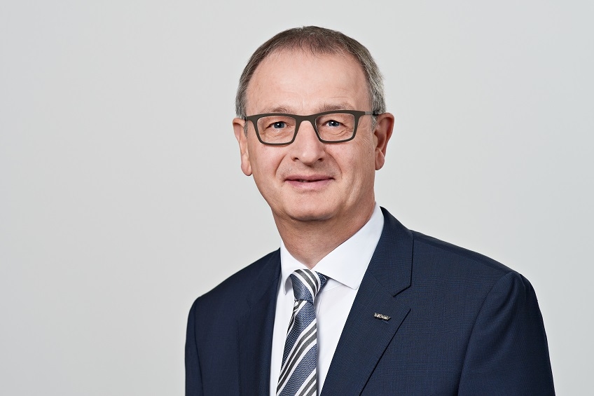 Dr. Wilfried Schäfer, Geschäftsführer VDW (Verein Deutscher Werkzeugmaschinenfabriken), Frankfurt am Main, erwartet im kommenden Jahr ein zweistelliges Wachstum. 