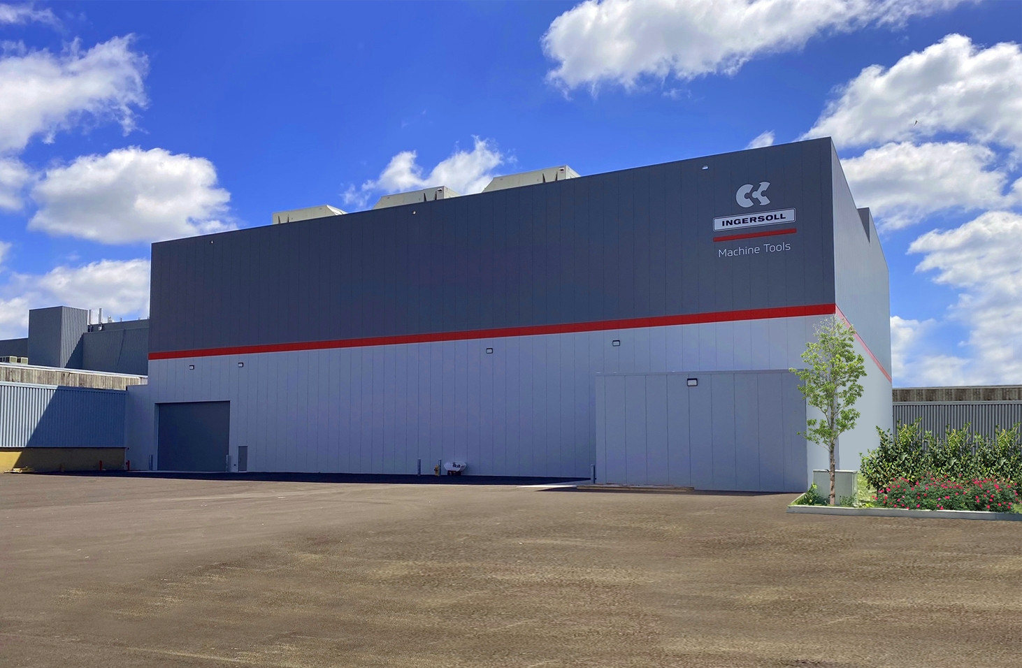 Das neue Gebäude von Ingersoll Machine Tools am Standort Rockford, Illinois bietet mehr Platz für Fertigung, Montage und das Testzentrum. 